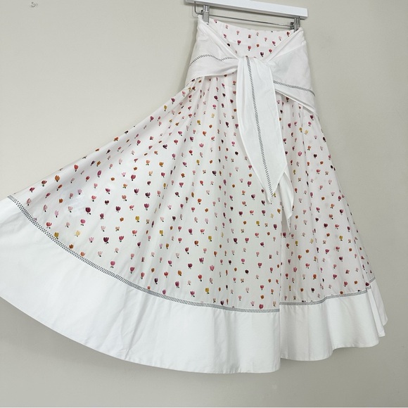 Rosie Assoulin Ula cotton poplin flower Waist Wrap midi skirt Tulip-printed - Picture 9 of 16